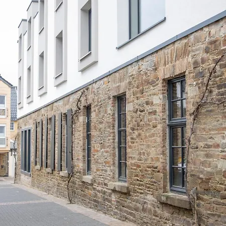 Boutiquehotel Burg Adenbach & Alter Weinbau Bad Neuenahr-Ahrweiler