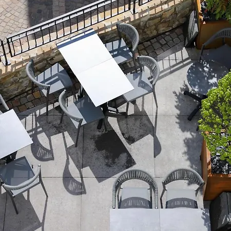 Boutiquehotel Burg Adenbach & Alter Weinbau Otel