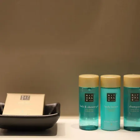 Boutiquehotel Burg Adenbach & Alter Weinbau