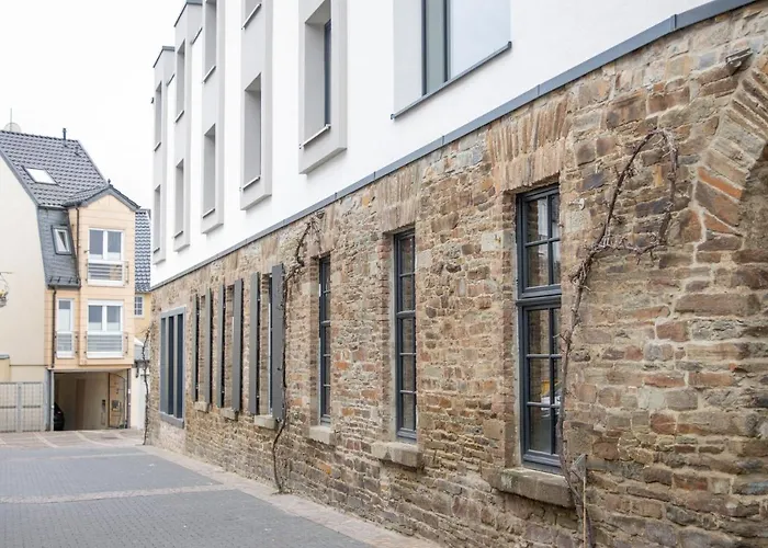 Boutiquehotel Burg Adenbach & Alter Weinbau Bad Neuenahr-Ahrweiler